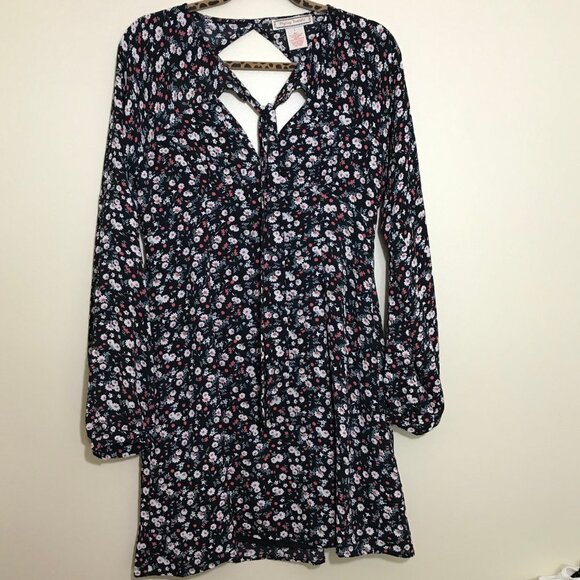 Flying Tomato Open Back 3/4 Sleeves Floral Dress 2201 - Picture 4 of 8